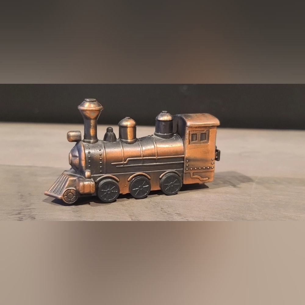 Metal Plastic Train Locomotive Pencil Sharpener [ Read Details ]